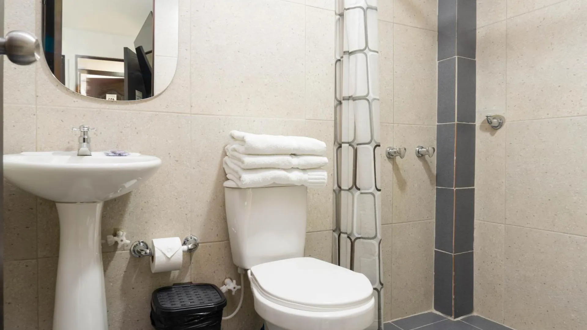 Hotel Laureles Palo Alto Medellín