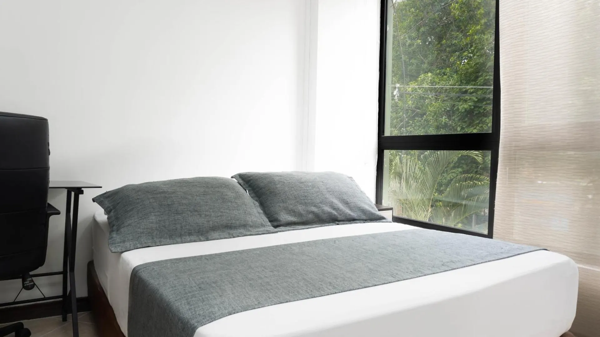 Hotel Laureles Palo Alto Medellín 3*,  Colombia